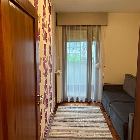 Danube Terrace Elegant With 2 Bedroom With Free Air Conditioner And Private Parking Budapest Ngoại thất bức ảnh