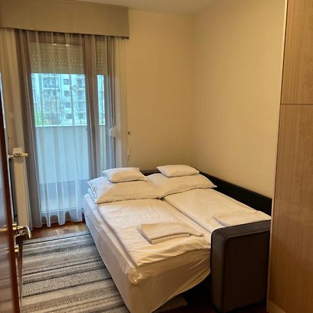 Danube Terrace Elegant With 2 Bedroom With Free Air Conditioner And Private Parking Budapest Ngoại thất bức ảnh